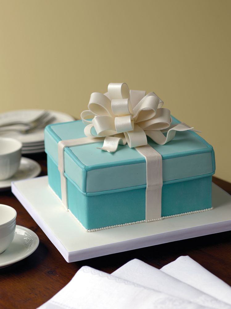 How to make a discount tiffany and co box cake