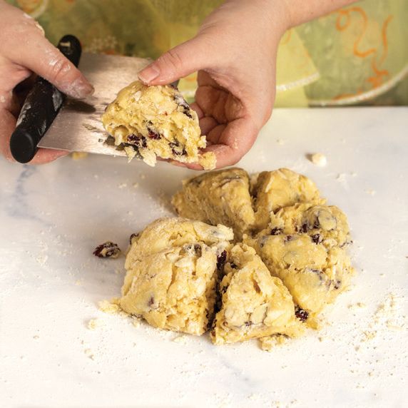 How to Make Scones, Basic Scone Recipe- Baker Bettie