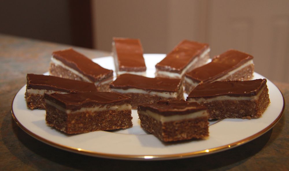 chocolate-peppermint-slice-from-the-blue-ribbon-cookbook-by-liz-harfull