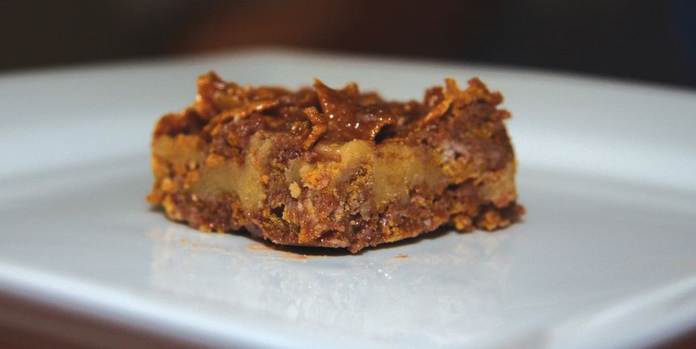 Moderator’s Slice from The Blue Ribbon Cookbook by Liz Harfull