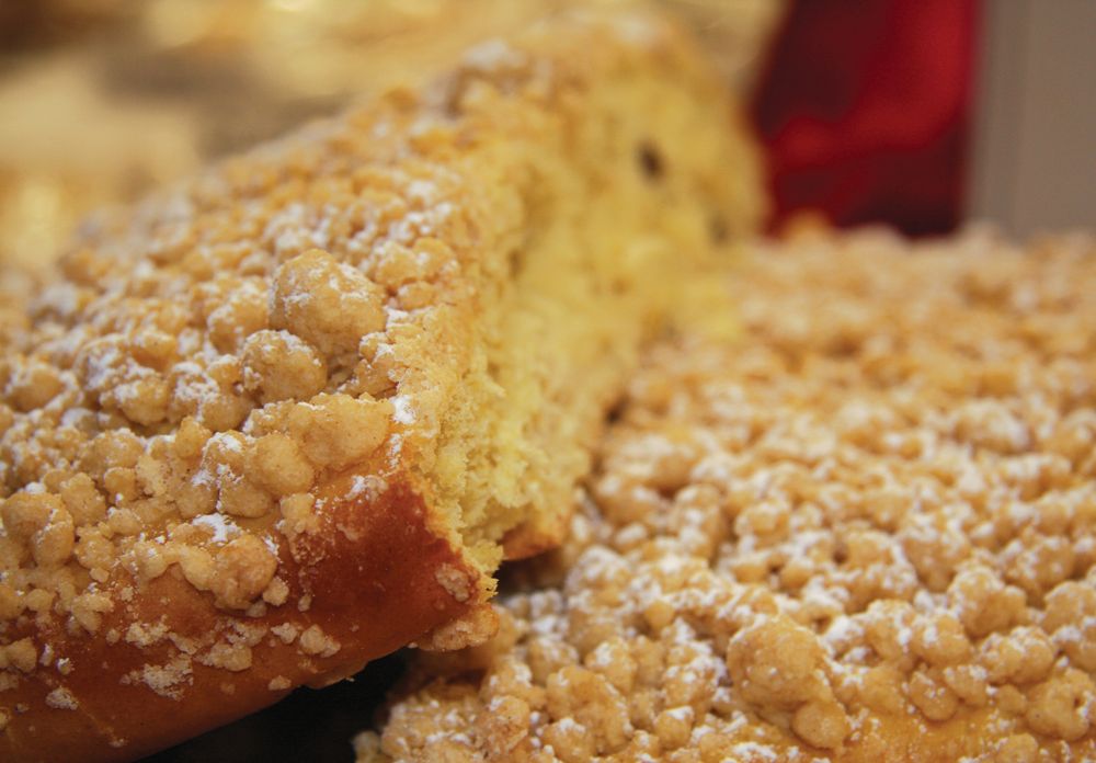 German Yeast Cake from The Blue Ribbon Cookbook by Liz Harfull