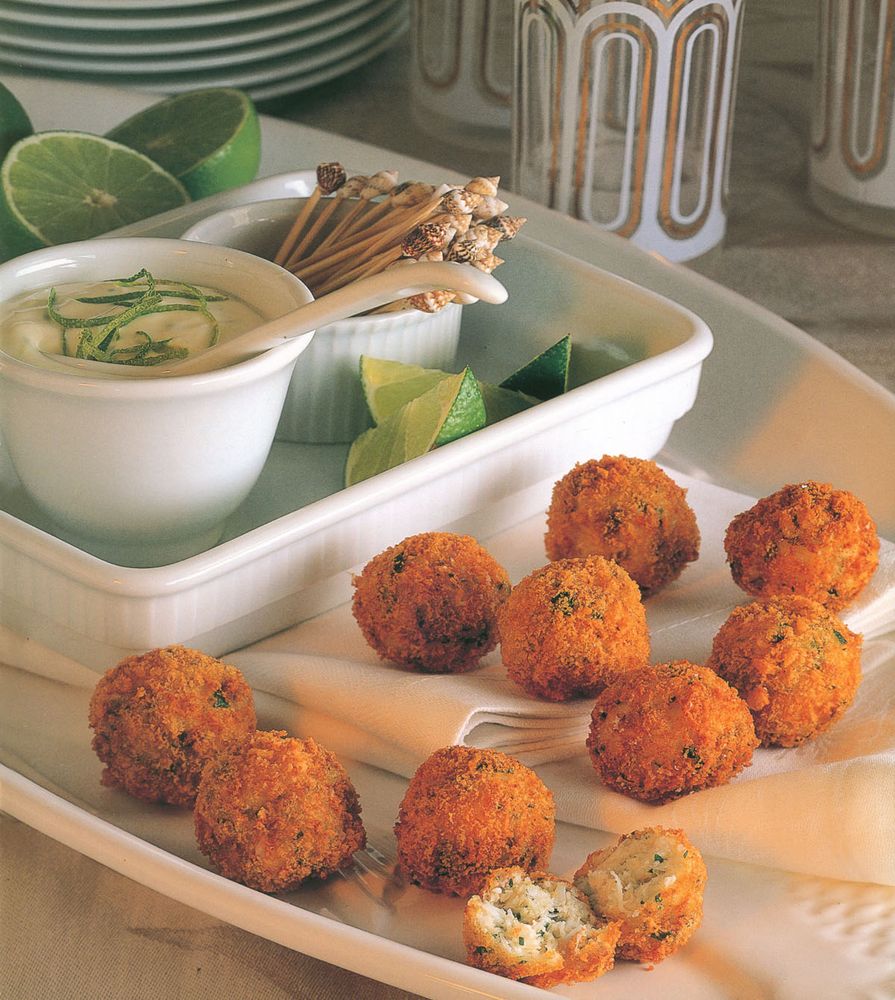 Crab fritters with a lime and yoghurt mayonnaise from Finger Food Le