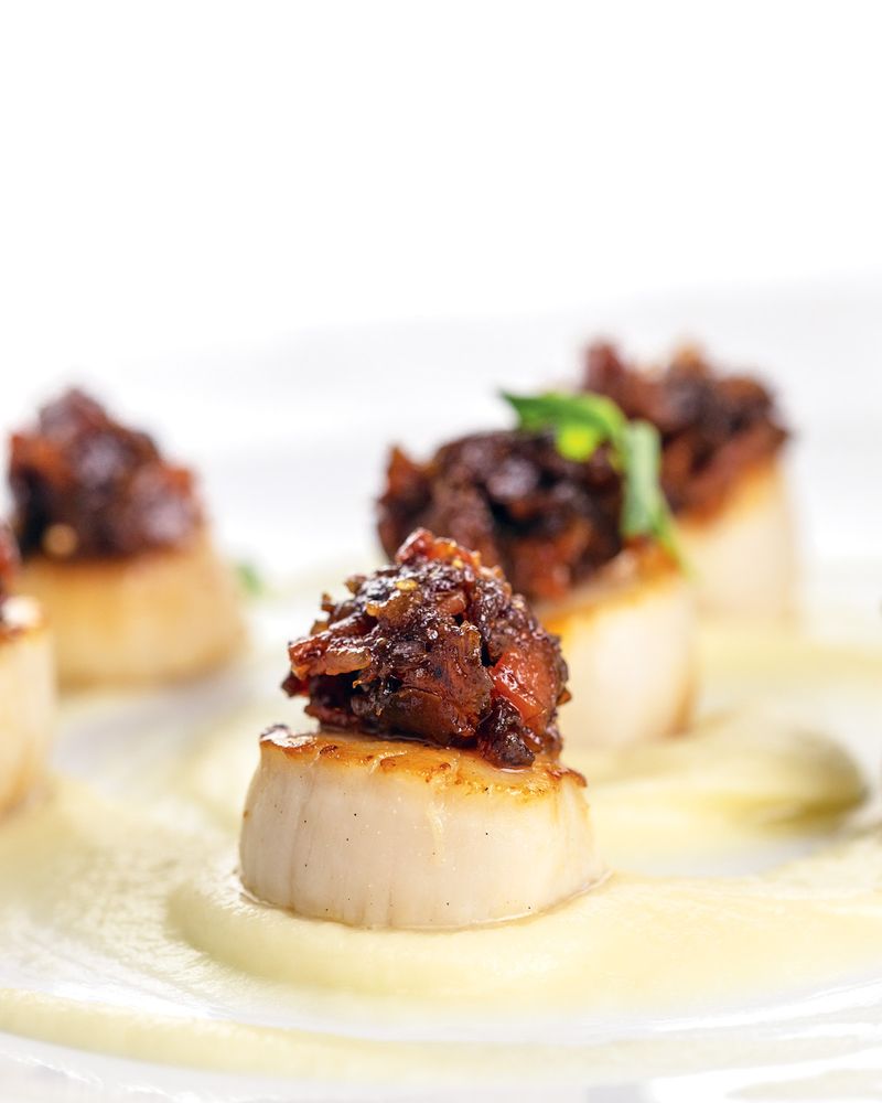 Black Pepper Sea Scallops with Parsnip Purée / Pancetta and Medjool Date Marmalade from Fish for You by Spencer Watts
