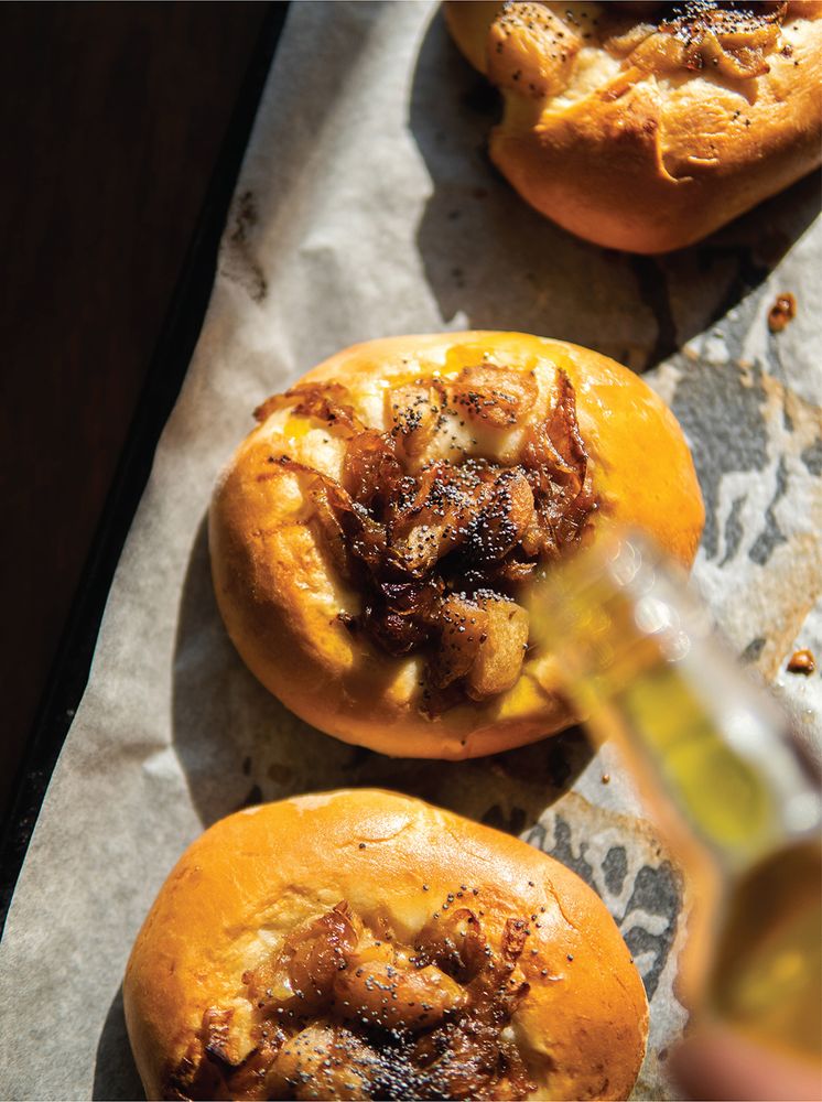 OnionPoppy Seed Buns from Fresh From Poland New Vegetarian Cooking