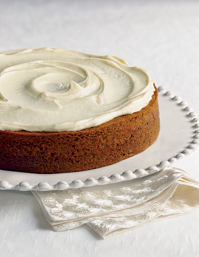 Banana Refrigerator Cake with Dreamy Creamy White Chocolate Frosting