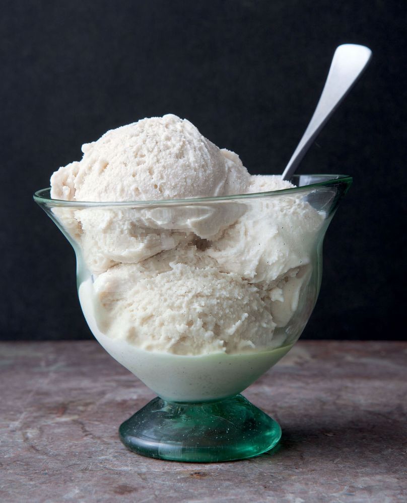 Sicilian Vanilla Gelato from Italian Comfort Food by The Editors of Saveur