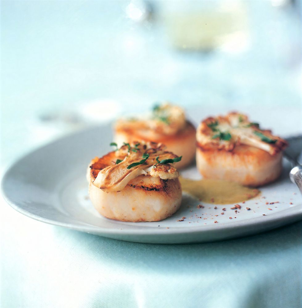 Scallops and Cauliflower with Caper-Raisin Sauce from Jean-Georges ...