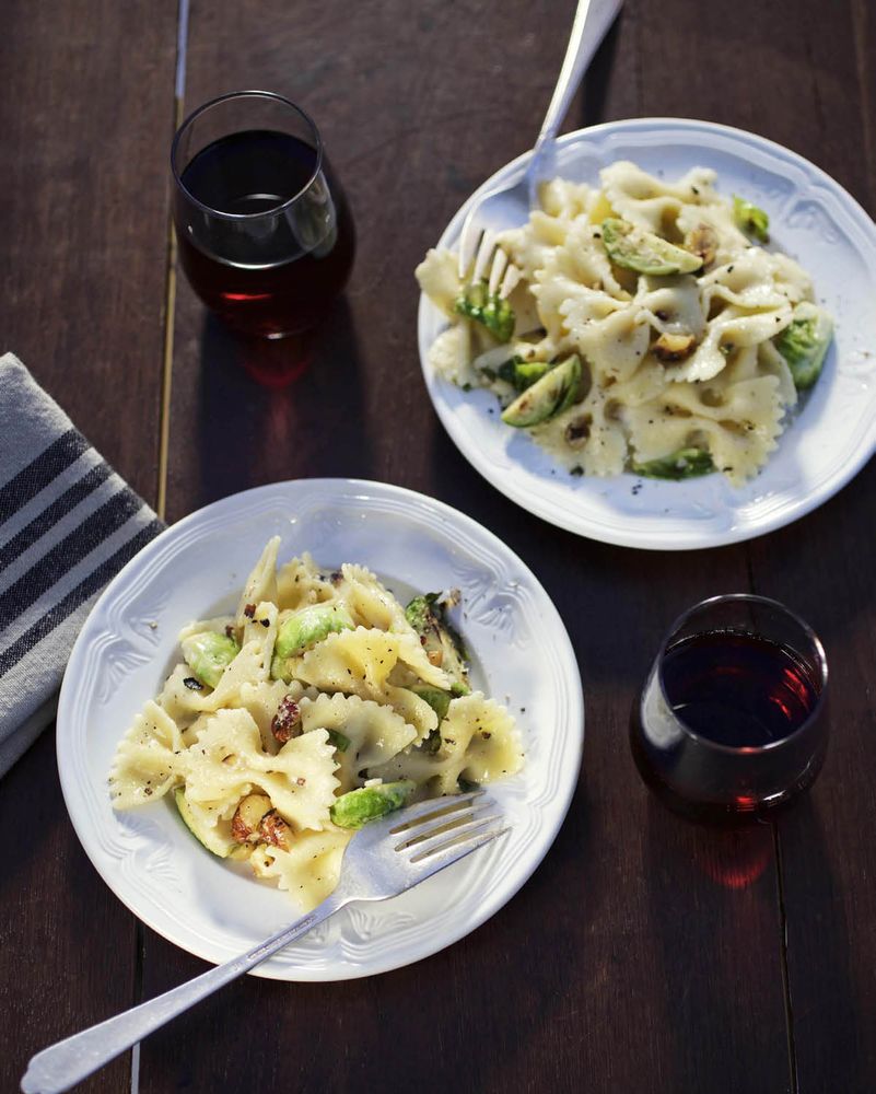 Bow Ties with Brussels Sprouts, and Hazelnuts from One Pan