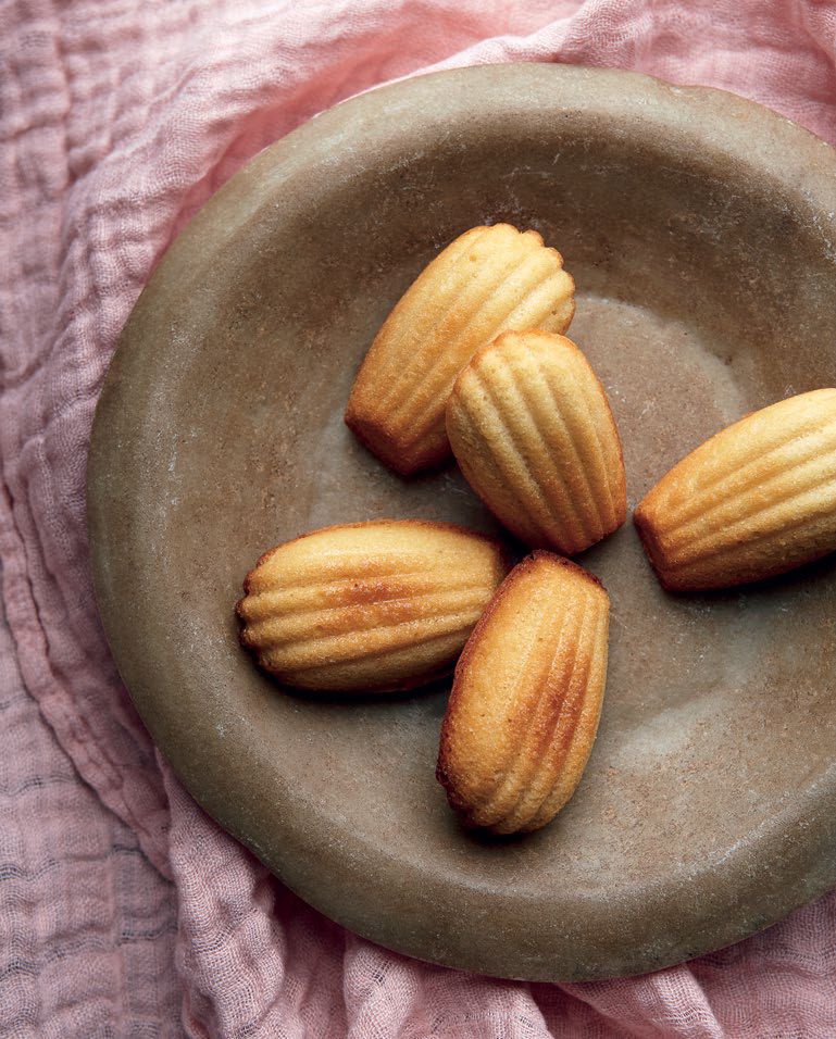 Honey Madeleines from Lamingtons &amp; Lemon Tart by Darren Purchese