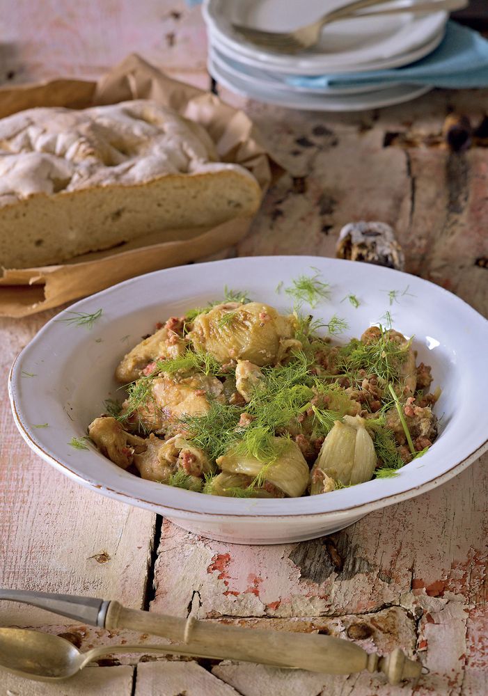 Chicken with Salsiccia & Fennel from Limoncello and Linen Water by Tessa Kiros