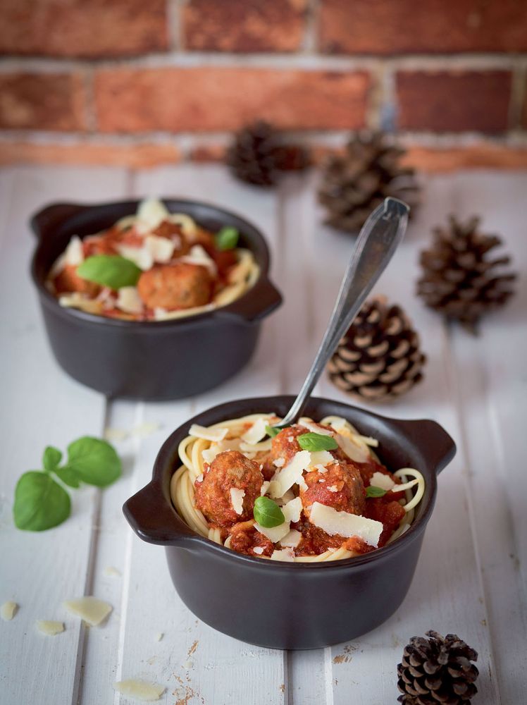 Spaghetti & Meat Balls from New York Christmas by Lisa Nieschlag and Lars Wentrup