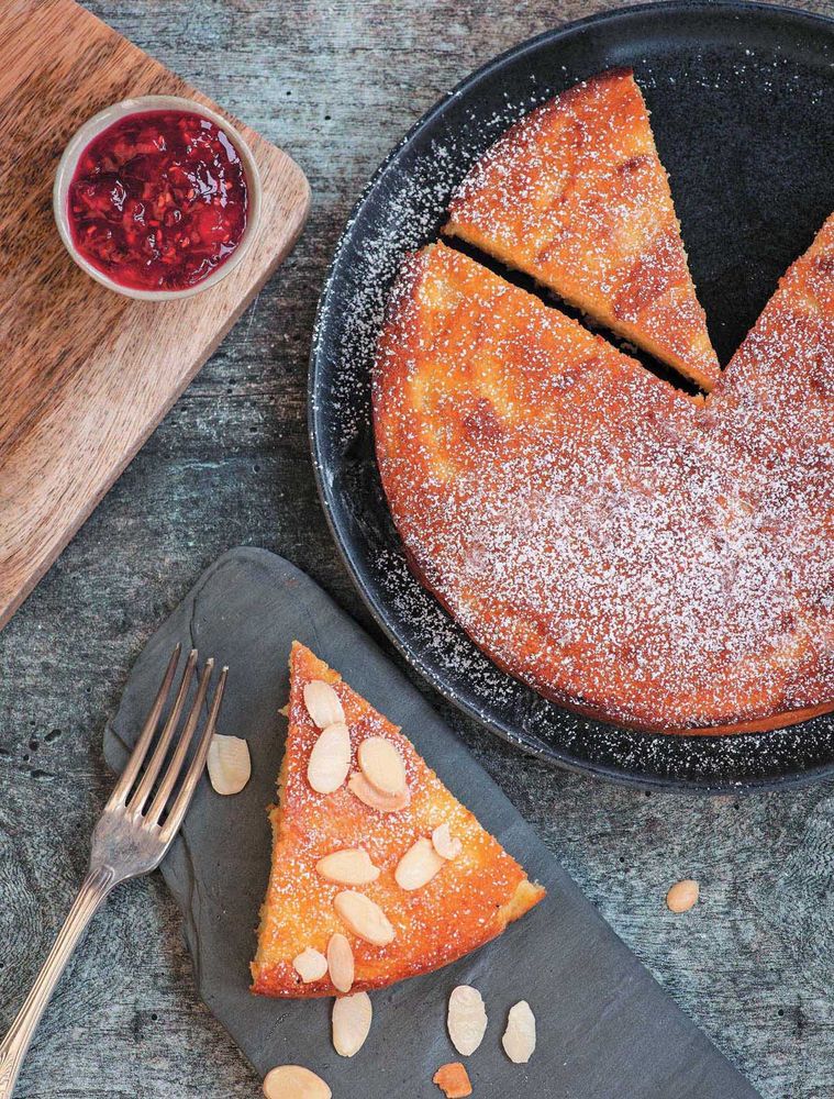 Kronans Kaka from My Scottish Island Kitchen: The Hebridean Baker by Coinneach MacLeod
