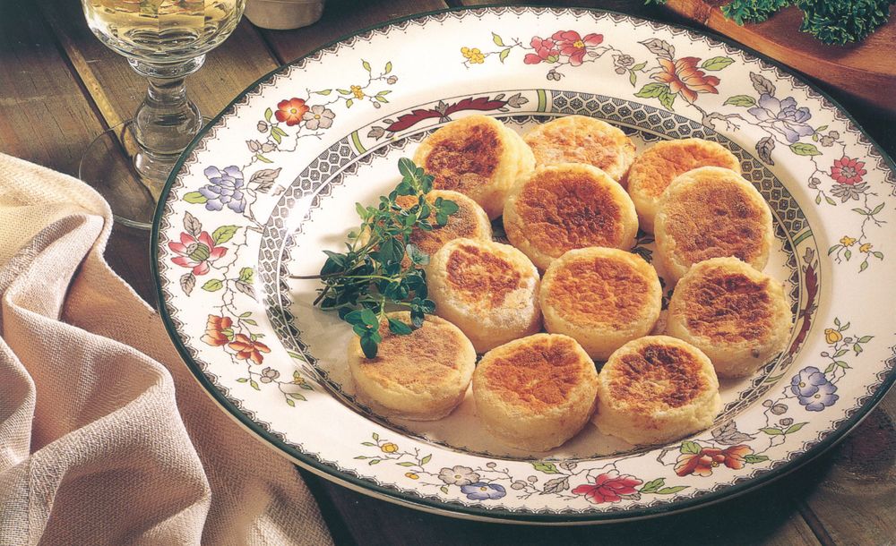 Potato Griddle Scones from Potatoes: Le Cordon Bleu Home Collection by Le Cordon Bleu