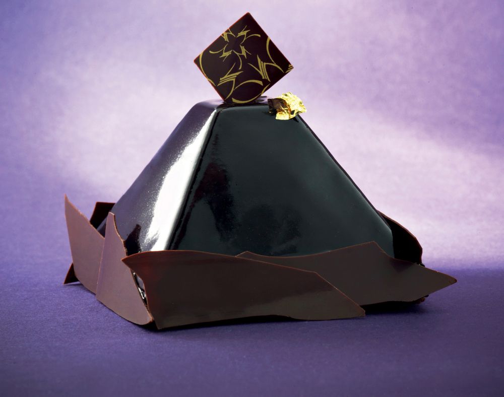Jasmine &amp; Mandarin Pyramid from Patisserie: A Masterclass in Classic and Contemporary Patisserie by William Curley and Suzue Curley