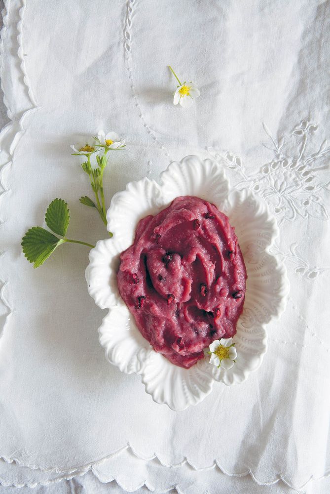 14 Century: Blancmange from Pride and Pudding: The History of British Puddings, Savoury and Sweet by Regula Ysewijn