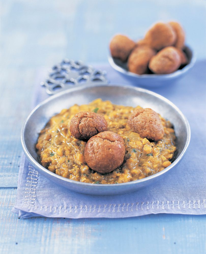 Spicy lentils with wholewheat rolls from The Complete Indian Regional Cookbook: 300 Classic Recipes from the Great Regions of India by Mridula Baljekar