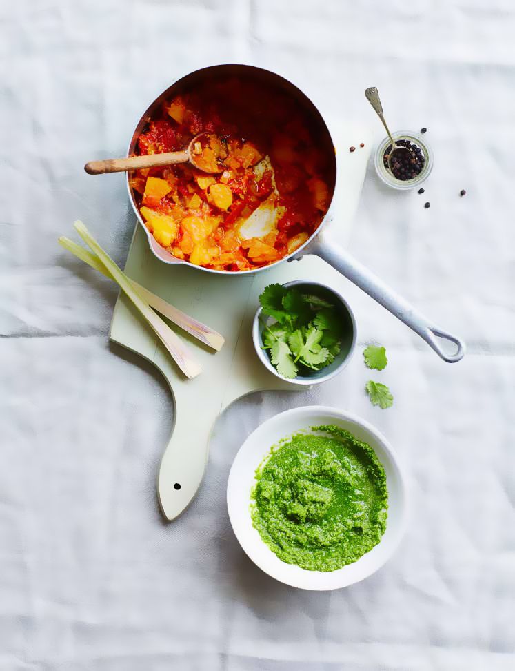 Thai Green Curry Paste from Tiny Budget Cooking: Saving Money Never Tasted So Good by Limahl Asmall