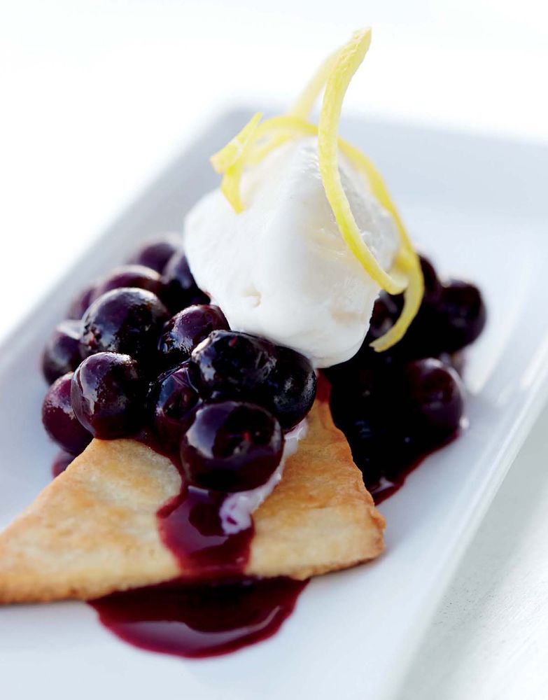 Blueberries with Pie Crust and Lemonade Ice Cream from Vedge by Rich Landau and Kate Jacoby