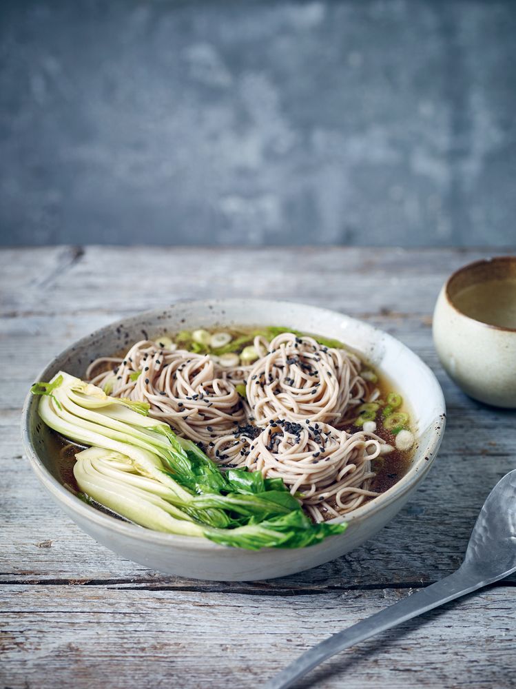 Japanese Soba Noodle Soup from 7 Day Vegan Challenge: The easy guide to ...